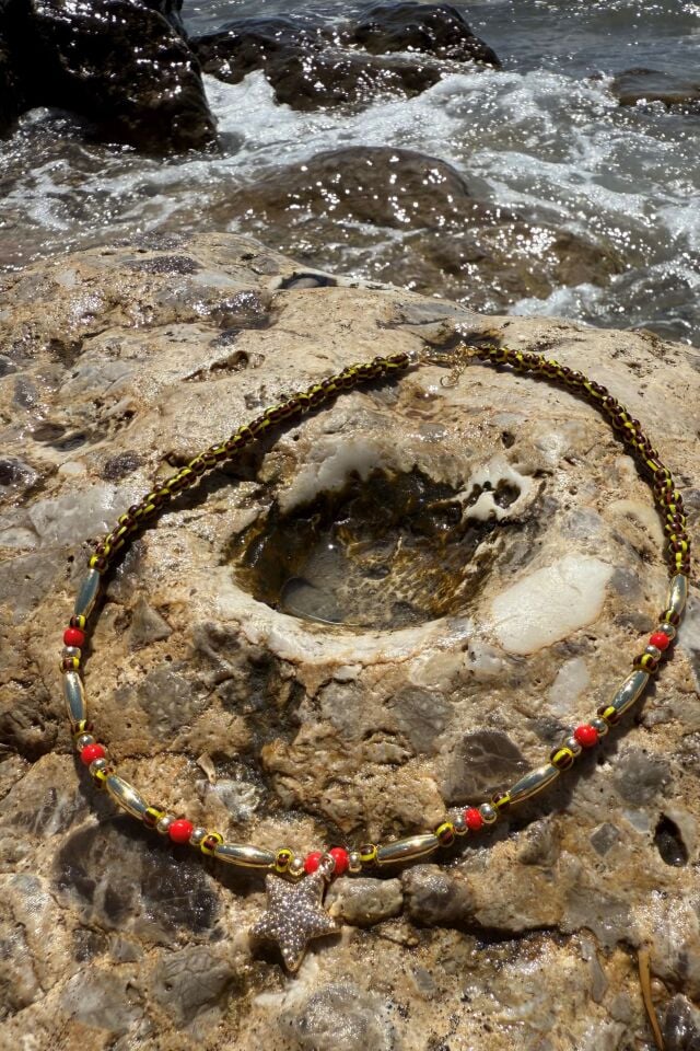 Zirkon Taşlı Yıldız Charm Boncuklu Kolye