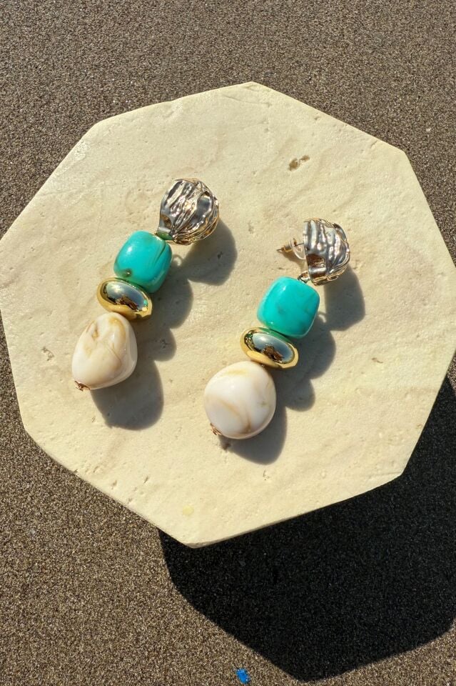 Renkli Boncuklu Küpe