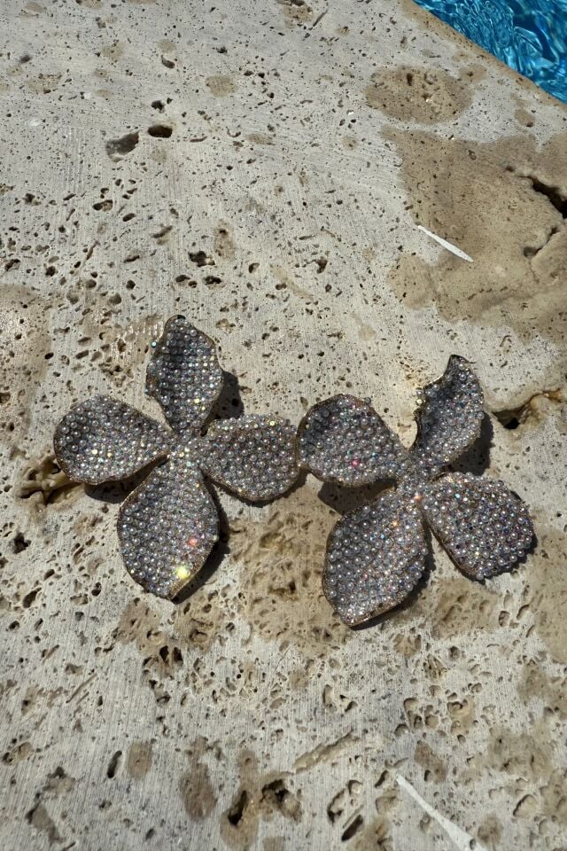 Işıltılı Dört Yaprak Küpe