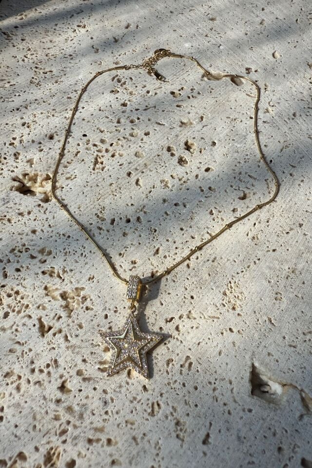 Zirkon Taşlı Yıldız Kolye